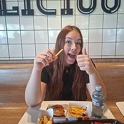 154200_154207.jpeg