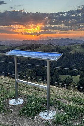 Sonnenaufgang auf der Ahornalp
