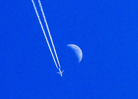 Wir fliegen zum Mond