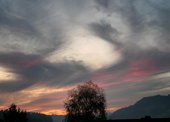 Wunderschöne farbige Abendstimmung