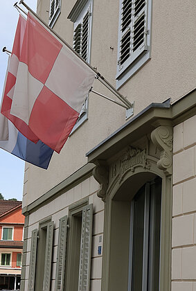 146114_146118.jpeg