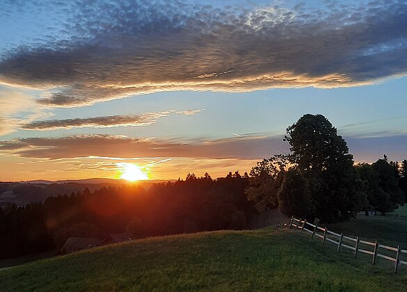 Sonnenuntetgang Sonntagabend Wellbrig Grosswangen