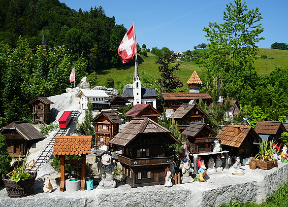 "Swiss miniature" in Gondiswil bei der Haltestelle