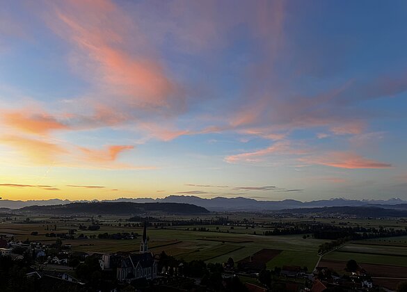 Rosa Wolken am Morgen früh,über dem Wauwilermoos,Egolzwil