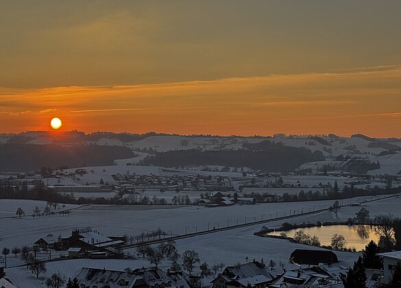 Goldene Abendstimmung über dem Egolzwilersee 