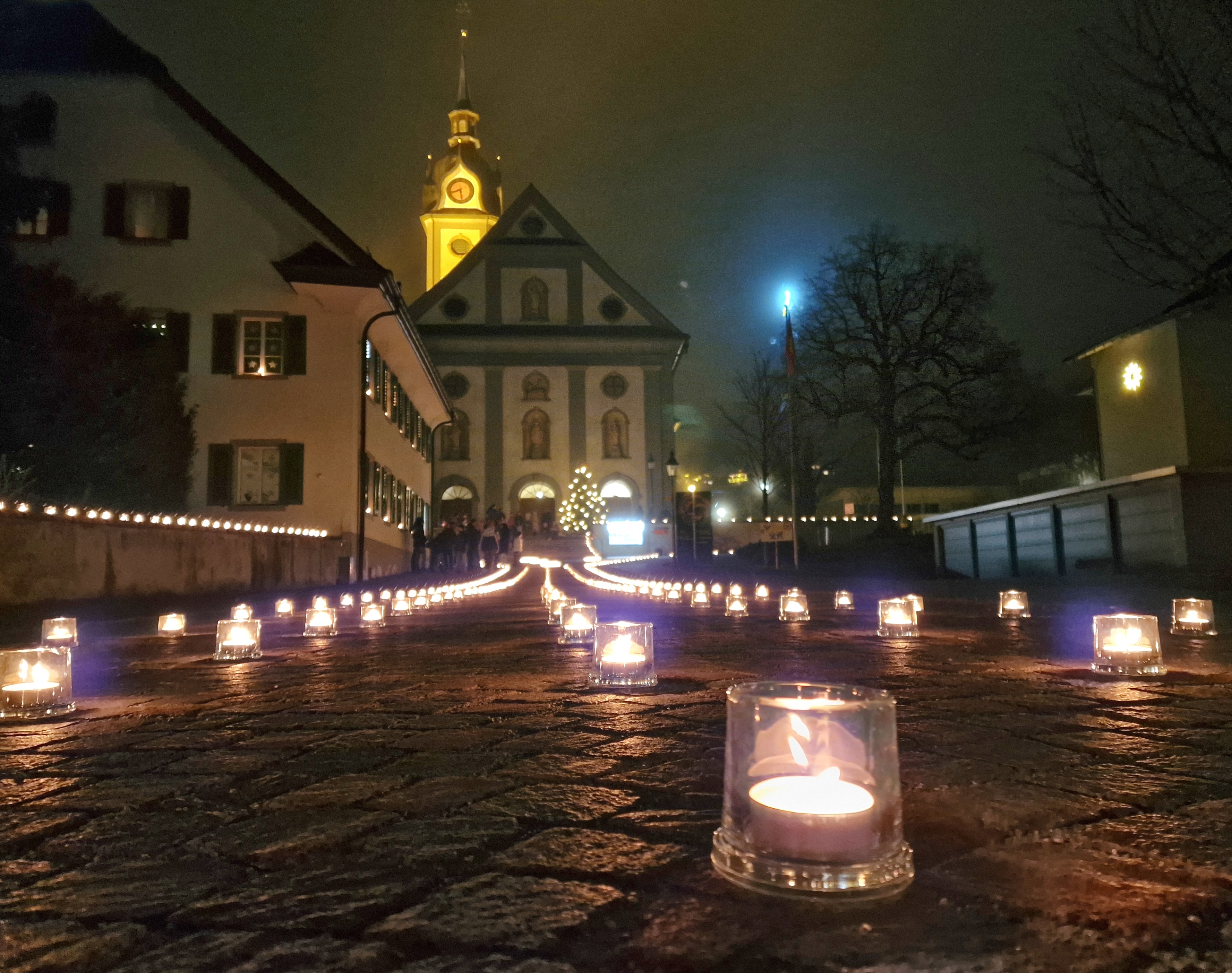 Glanzvoller Kerzenschein in Dagmersellen.