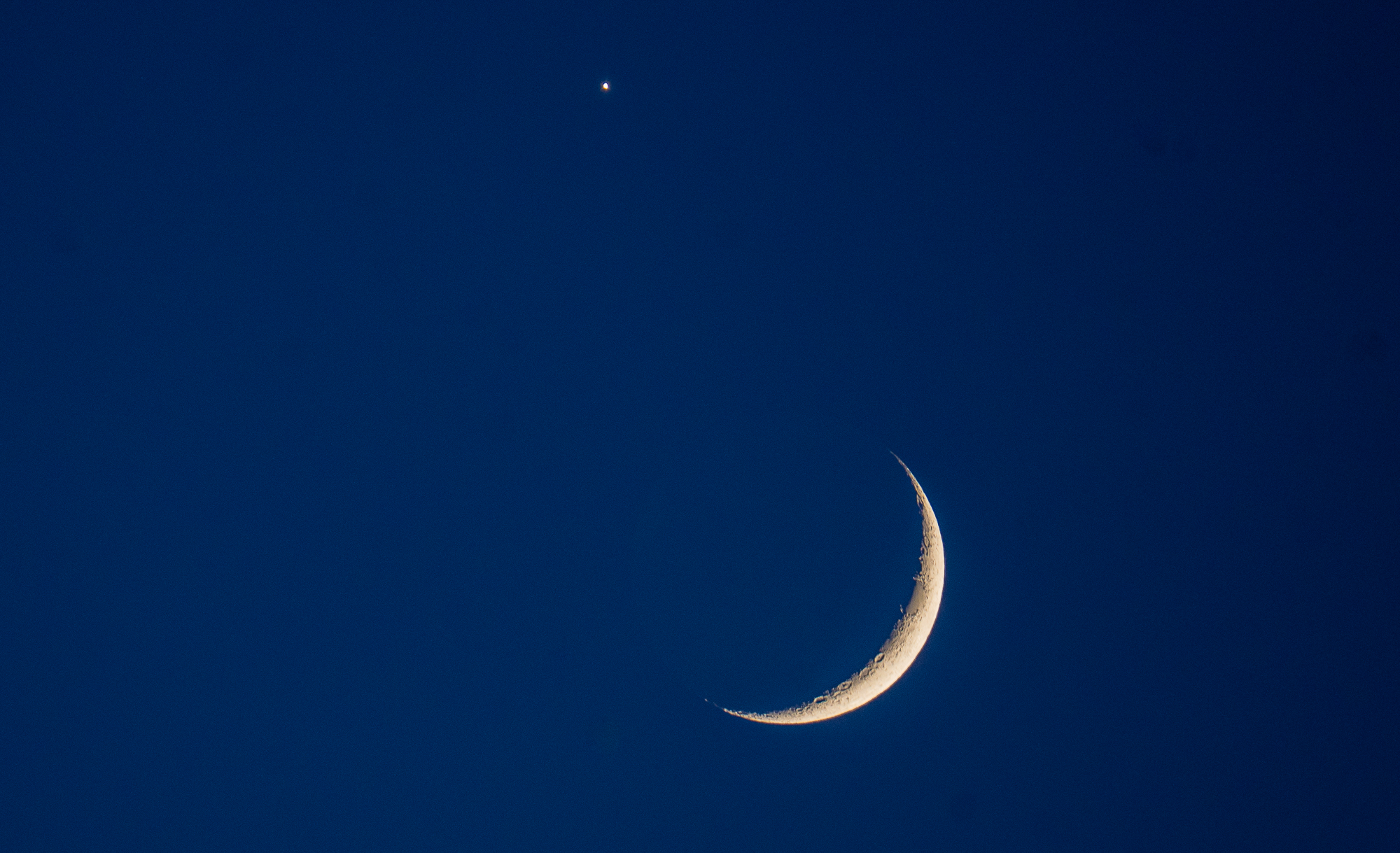 Venus und Mond in der Nähe!